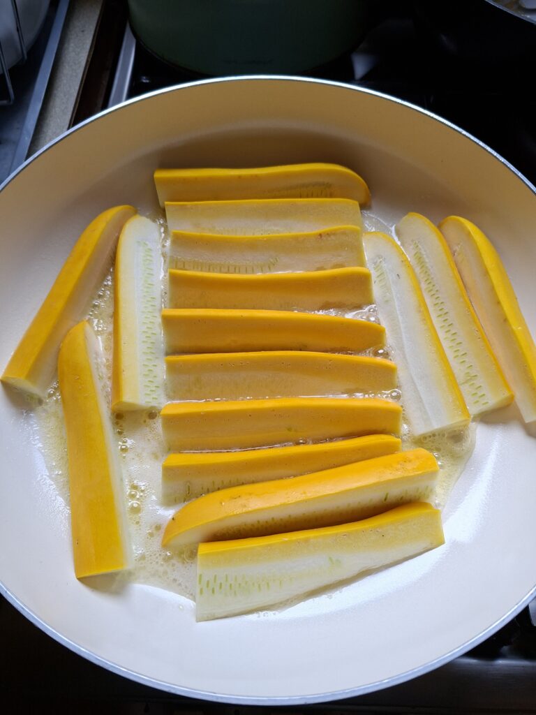 Cukinie smażone na patelni
